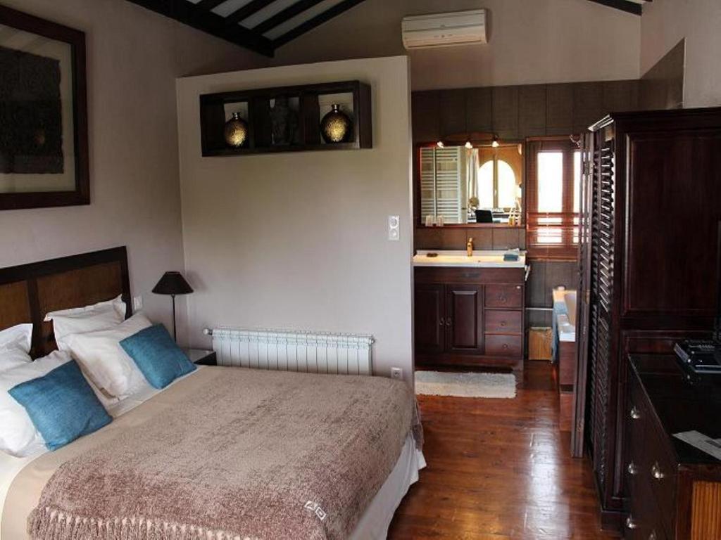 Domaine Saint Nicolas Bed and Breakfast Perpignan Værelse billede